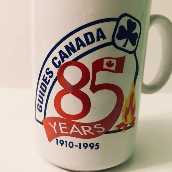 Vtg Girl Guides of Canada Mug Celebrating 85 Years  Cup - Picture 2 of 12